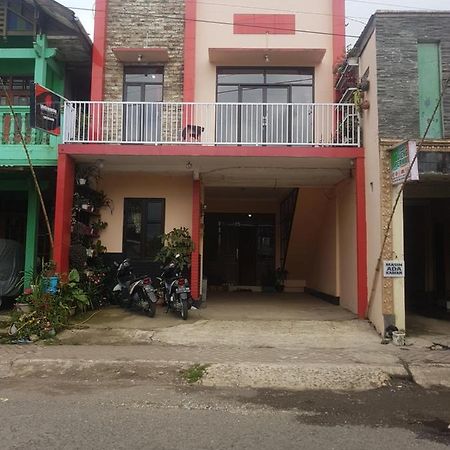 Labella Homestay Syariah Dieng Banjarnegara Екстер'єр фото