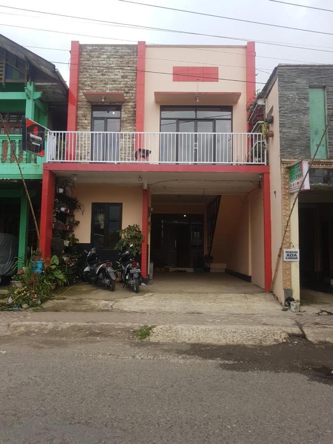 Labella Homestay Syariah Dieng Banjarnegara Екстер'єр фото